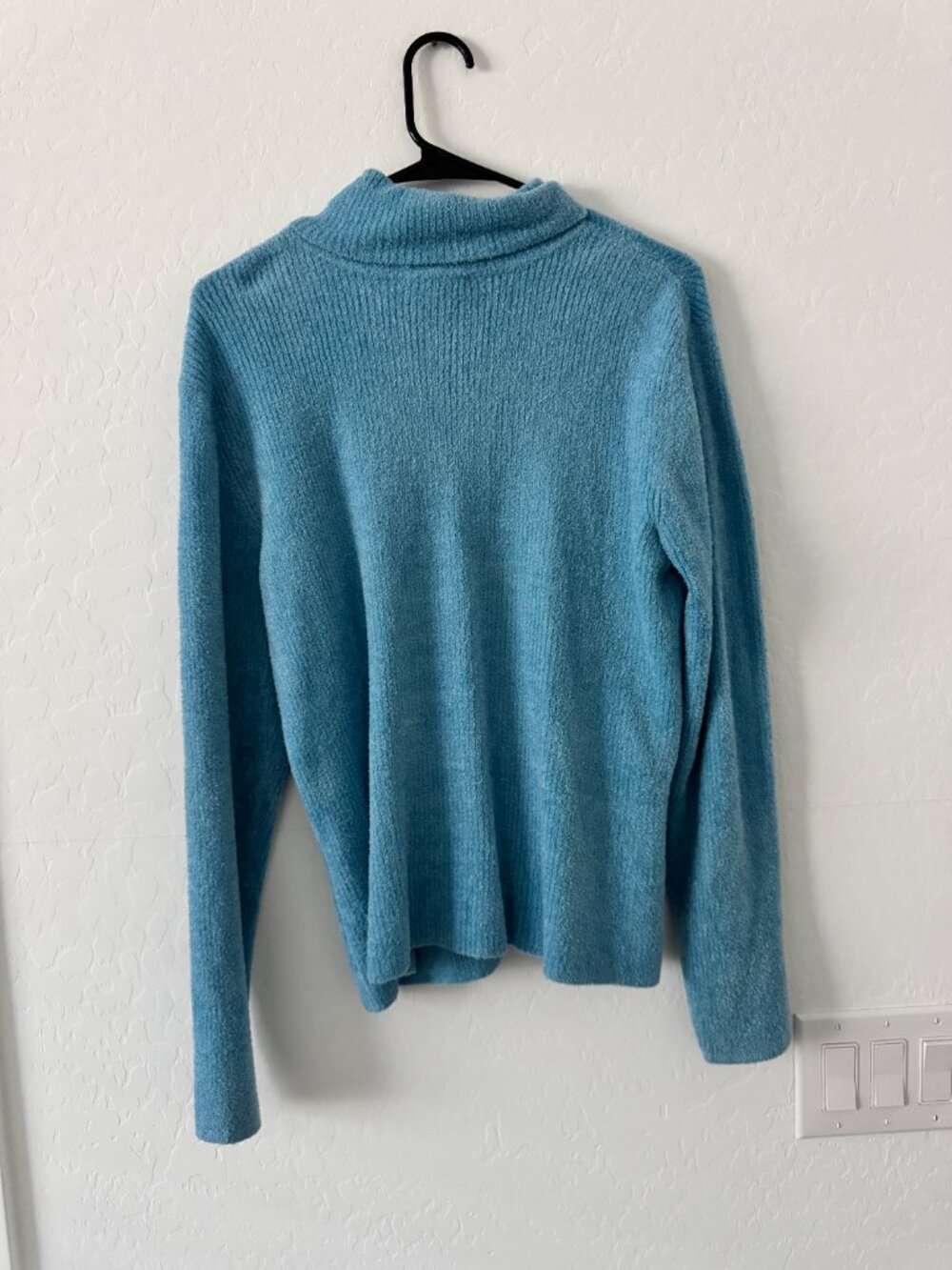 Talbots Womens XL Blue Turtleneck Sweater Soft Fuzzy Knit Pullover Cozy - Picture 3 of 7